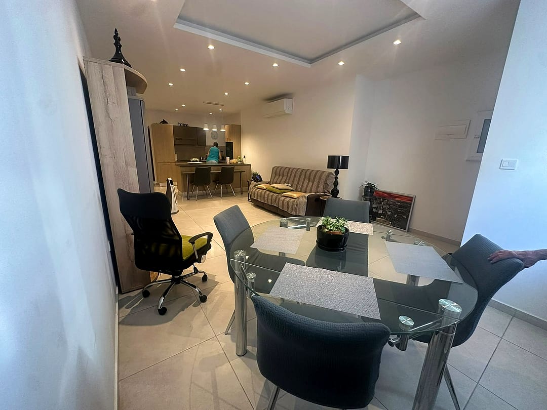 Apartment in Rabat - 3 beds, 2 baths — 2