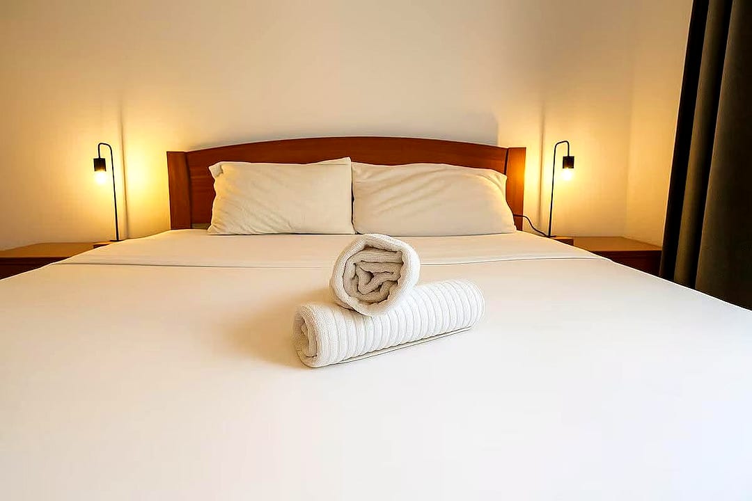 Room in St Julian's — 1