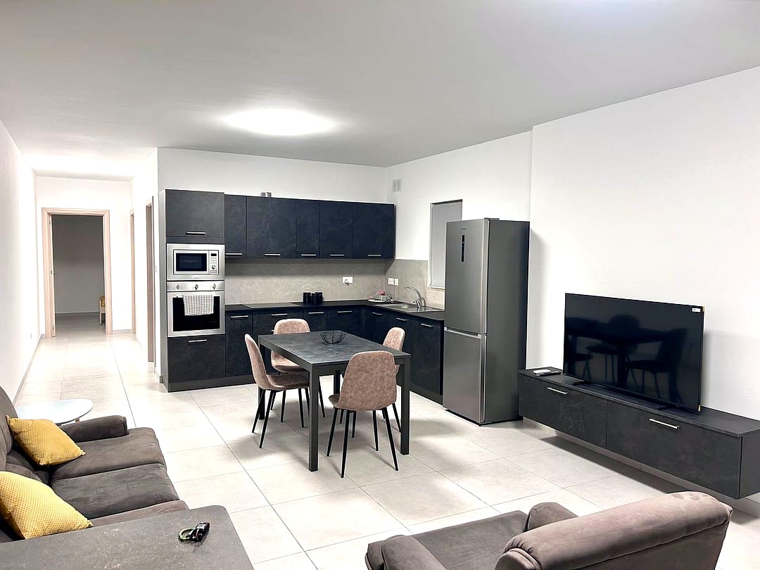 Penthouse in Qrendi - 2 beds, 2 baths — 1