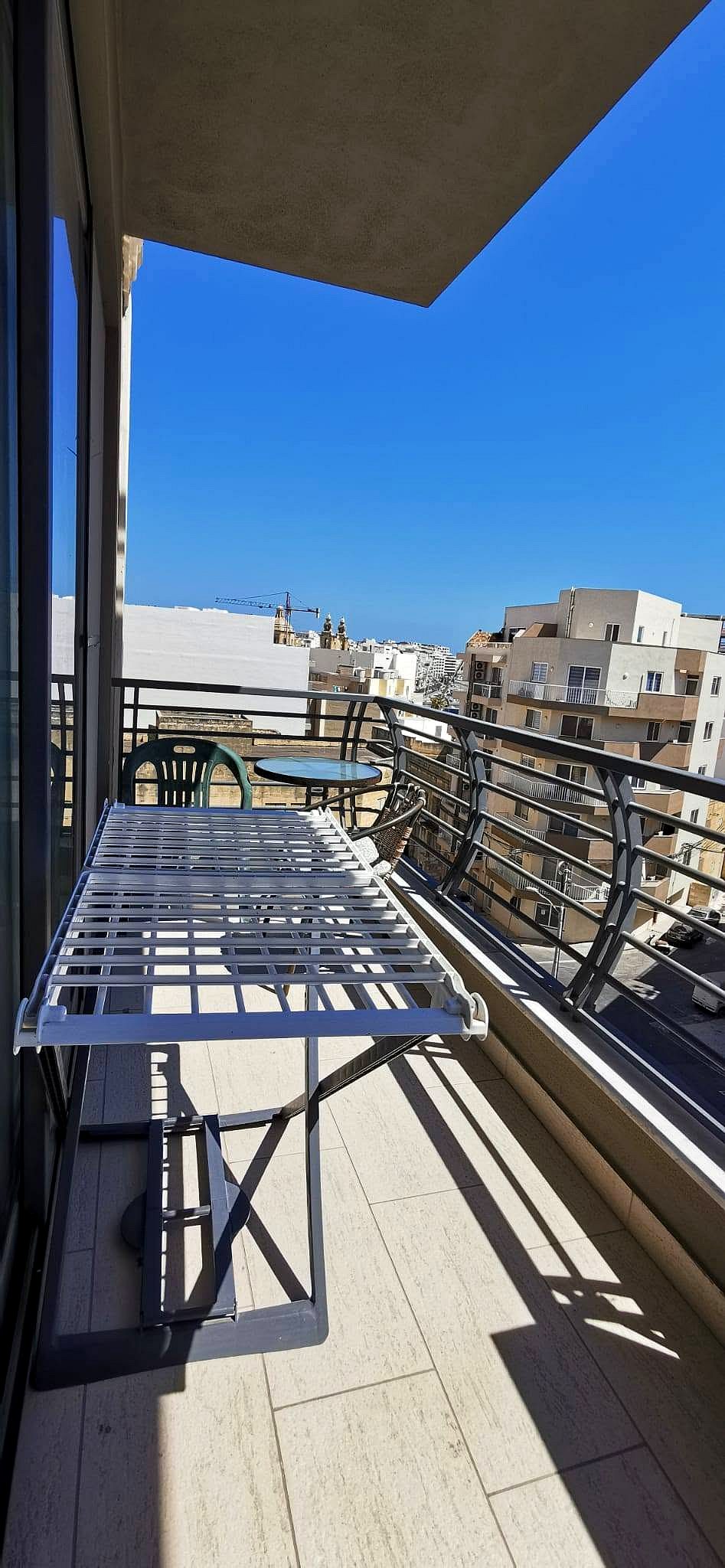 Apartment in Msida - 2 beds, 2 baths — 5