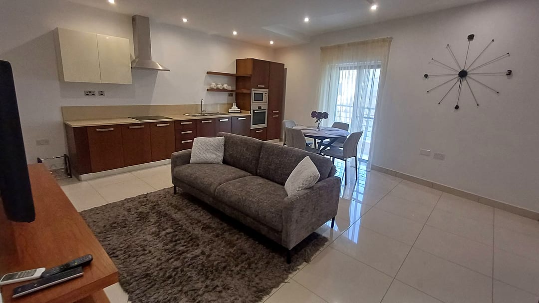 Apartment in Kalkara - 2 beds, 2 baths — 1