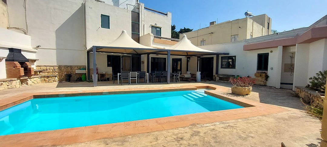 Villa in San Giljan - 4 beds, 4 baths — 1