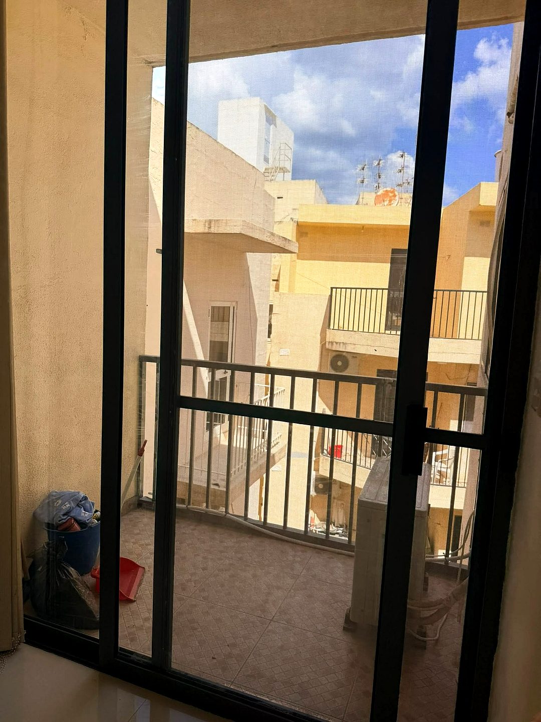 Apartment in Gzira - 2 beds, 2 baths — 4