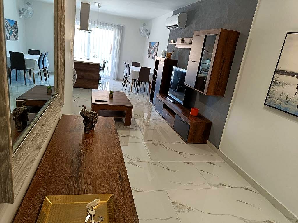 Apartment in Swieqi - 2 beds, 2 baths — 3