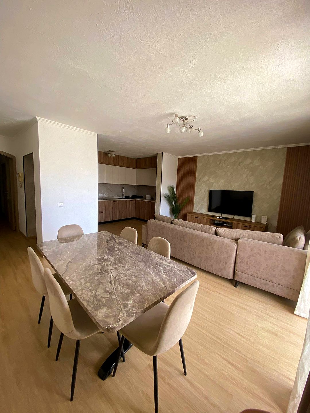 Apartment in St Julian's - 3 beds, 3 baths — 2