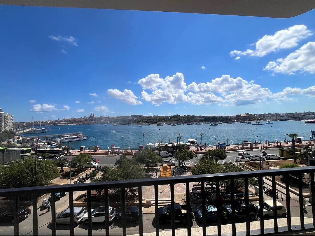 Apartment in Sliema - 3 beds, 3 baths — 1