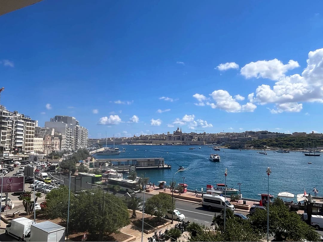 Apartment in Sliema - 3 beds, 3 baths — 4