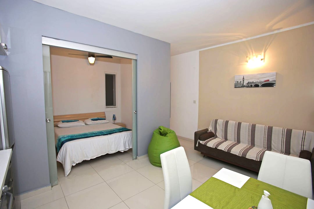 Studio in Msida — 2