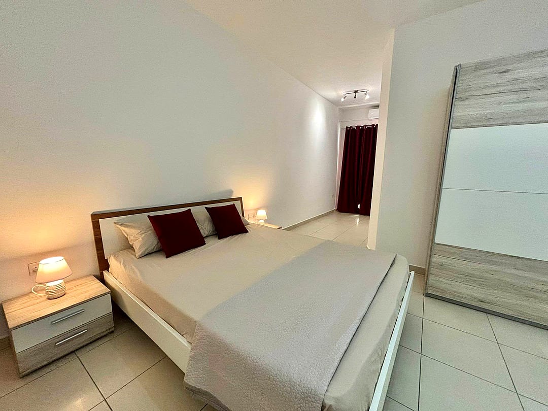 Apartment in Sliema - 2 beds — 1