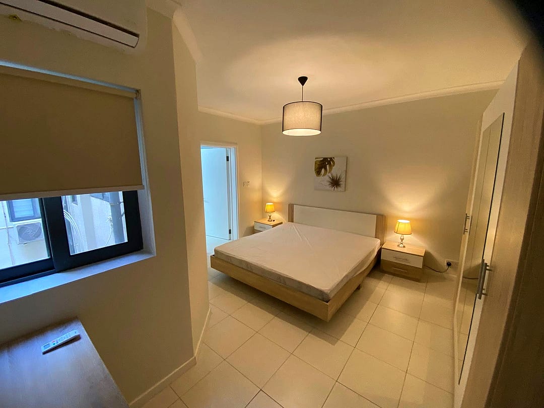 Apartment in Sliema - 3 beds, 2 baths — 4