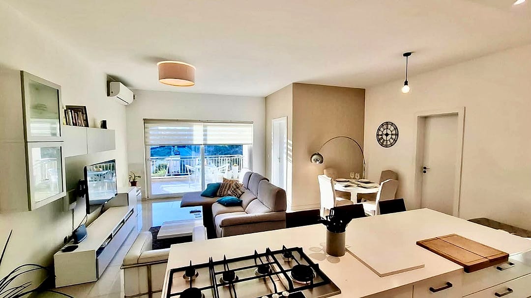 Apartment in St Julian's - 1 bed, 2 baths — 2