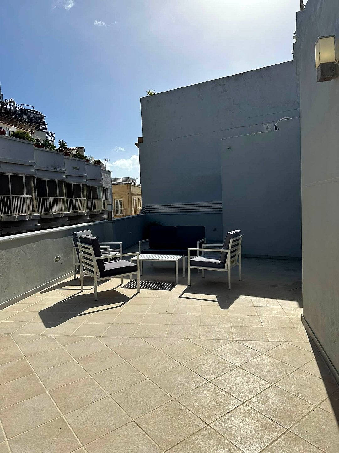 Penthouse in Sliema - 3 beds, 2 baths — 5