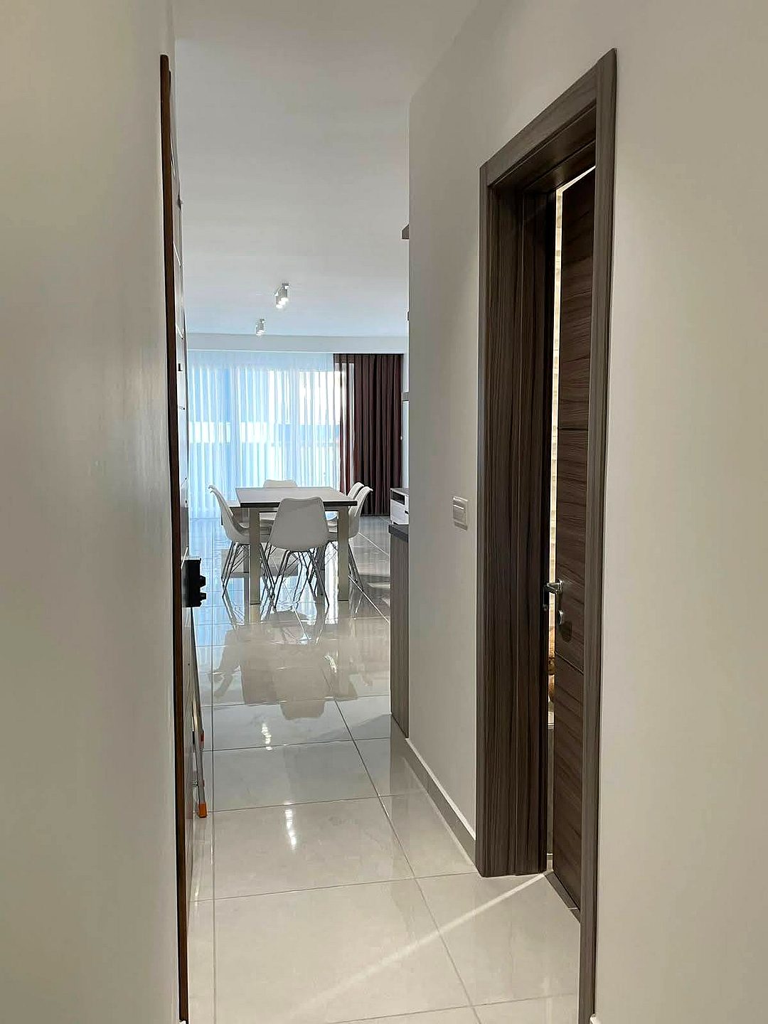 Apartment in Qawra - 3 beds, 2 baths — 3