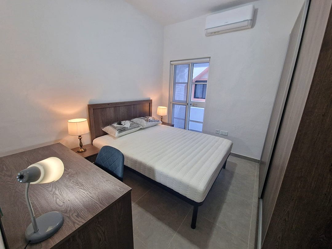 Apartment in Bugibba - 3 beds, 2 baths — 4