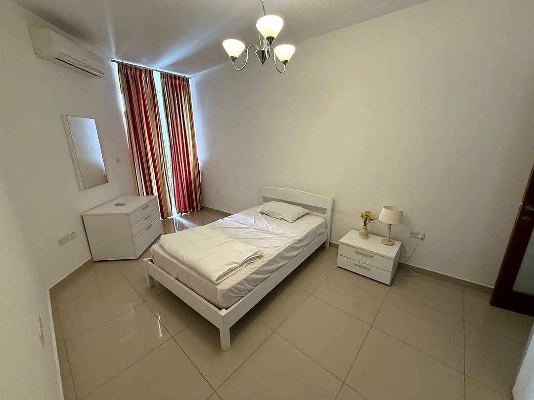 Apartment in Sliema - 3 beds, 3 baths — 4