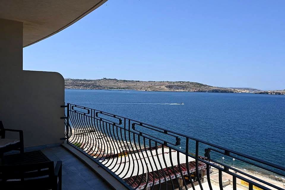 Apartment in St Paul's Bay — 2