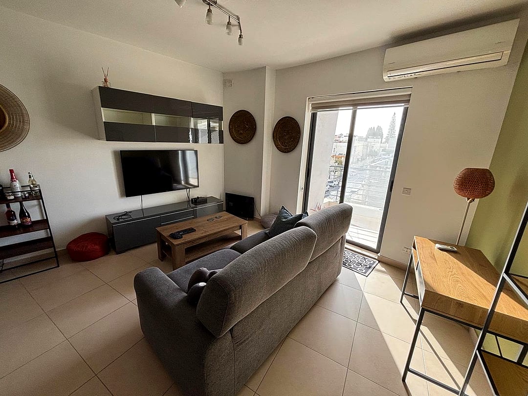 Room in Balzan — 3