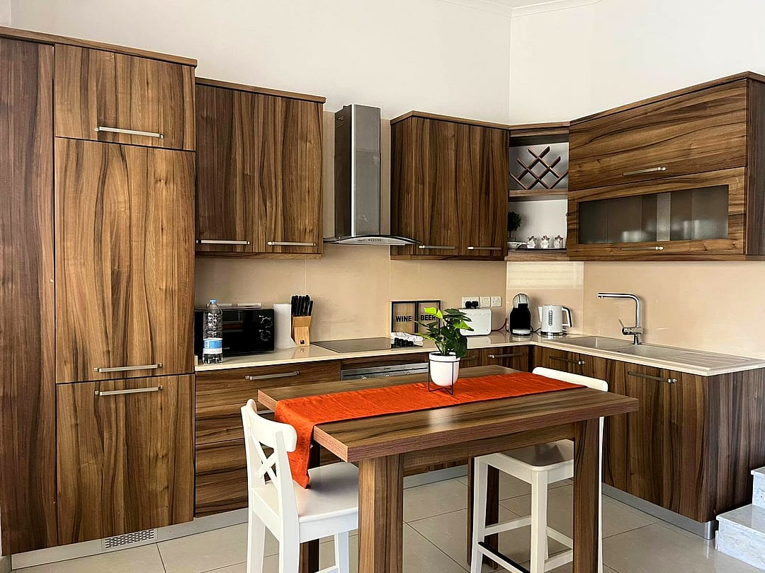 Apartment in Swieqi - 3 beds, 2 baths — 3