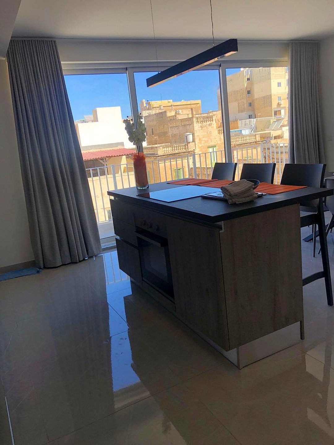 Apartment in Sliema - 2 beds, 3 baths — 4