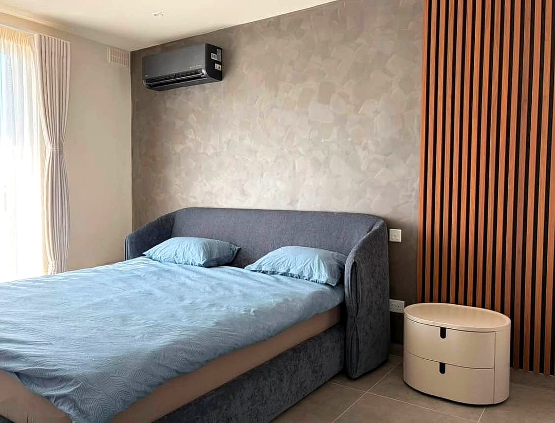 Apartment in Swieqi - 3 beds, 2 baths — 5