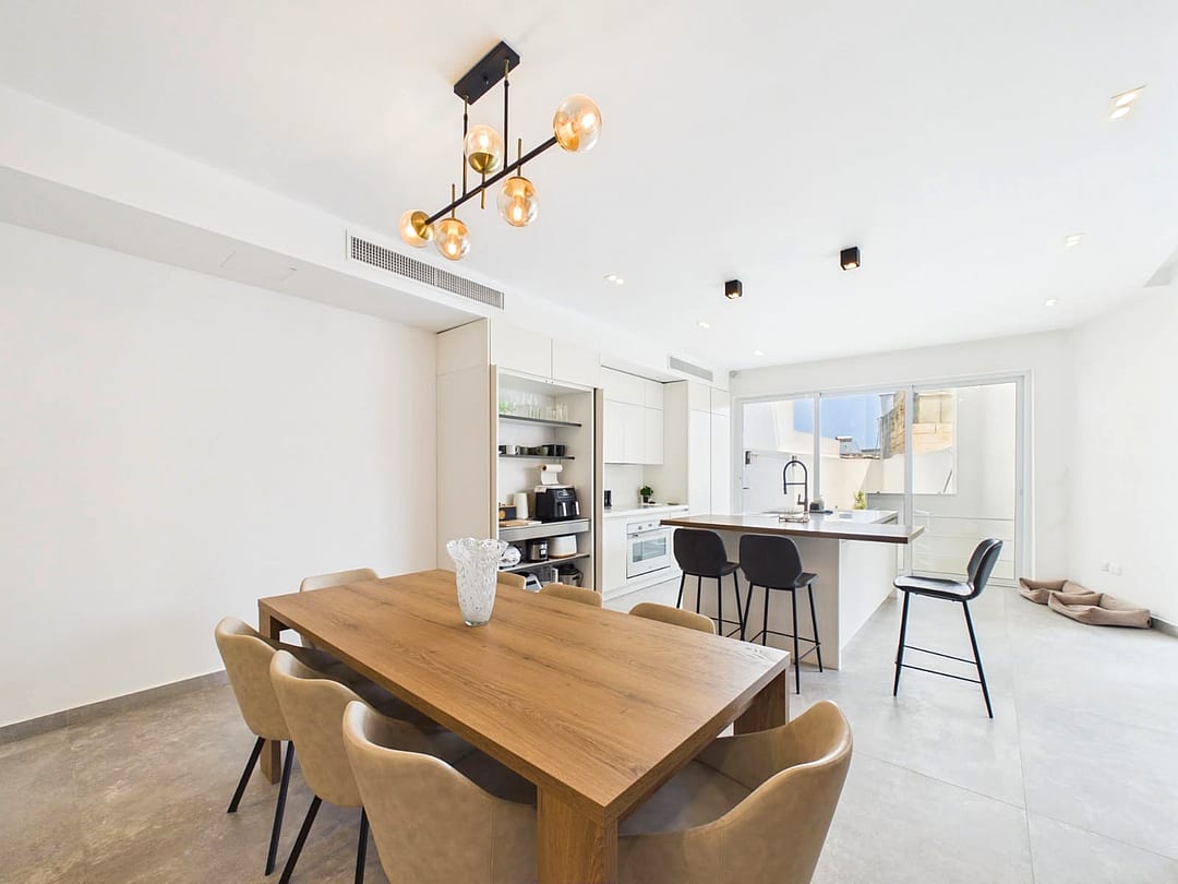 Maisonette in Zejtun - 4 beds, 2 baths — 1