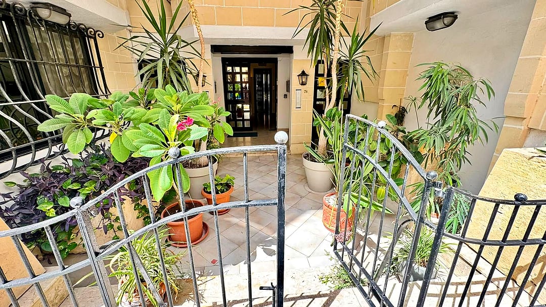 Apartment in St Julian's — 1