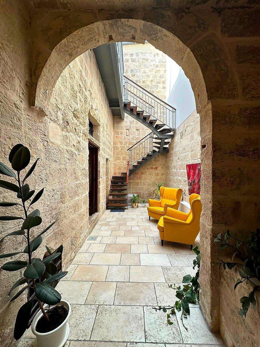 House in Zebbug - 5 beds, 5 baths — 2