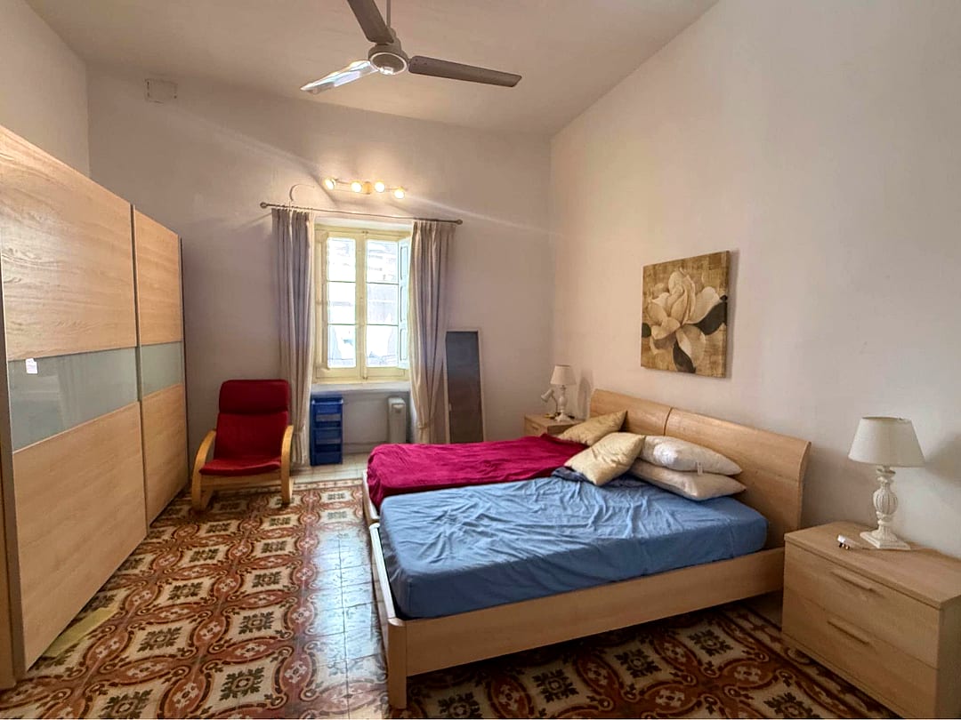 Apartment in Sliema - 2 beds, 2 baths — 3