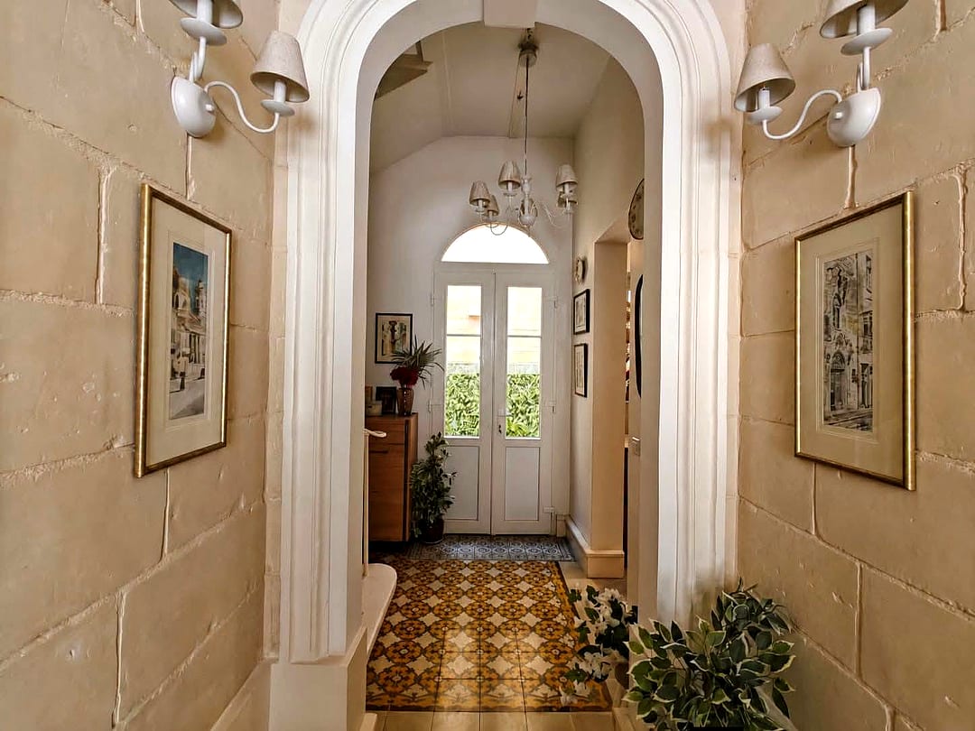 Townhouse in Sliema - 3 beds, 3 baths — 1