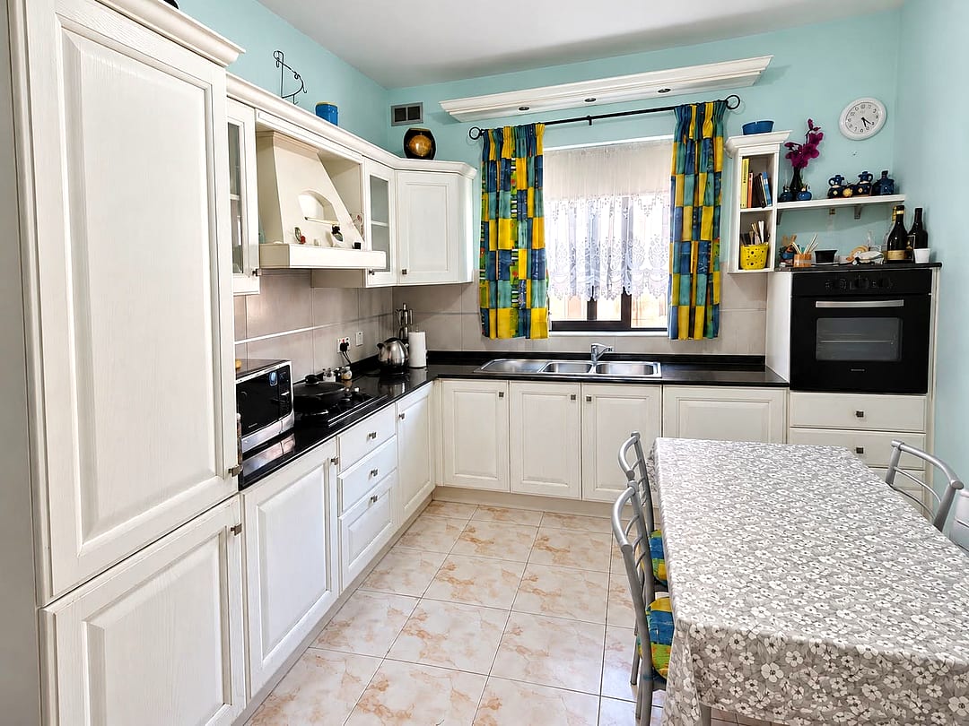 Apartment in St Paul's Bay - 2 beds — 1