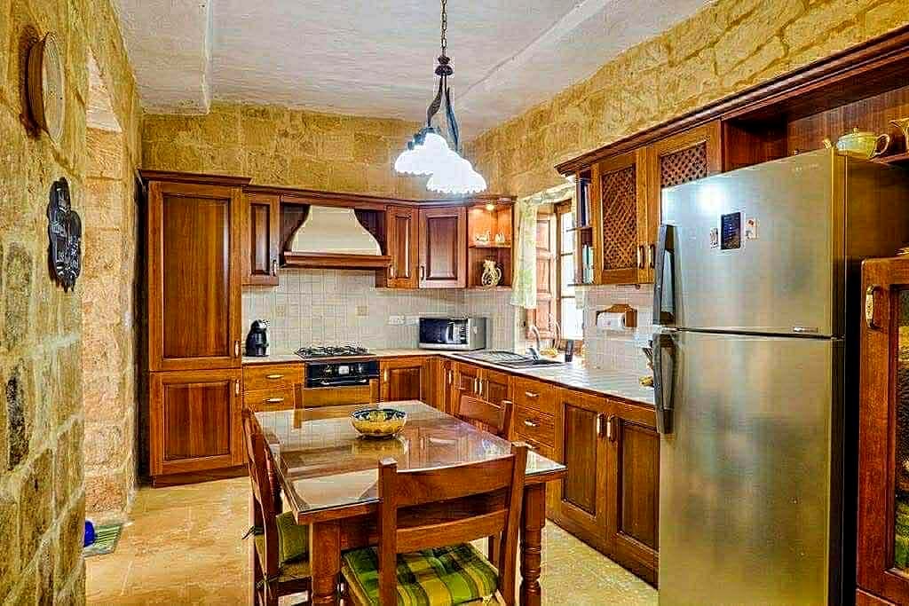 House in Zebbug — 4