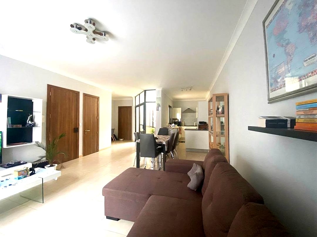Apartment in Marsaskala - 3 beds, 2 baths — 4