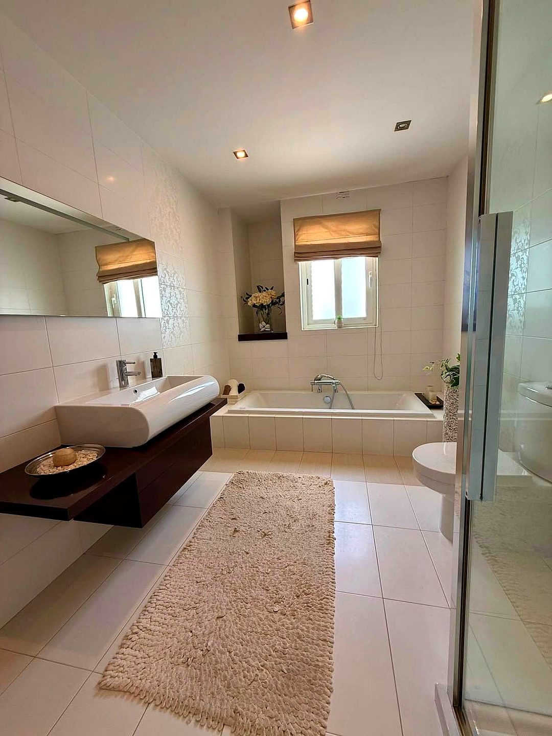 Villa in Attard - 5 beds, 2 baths — 3