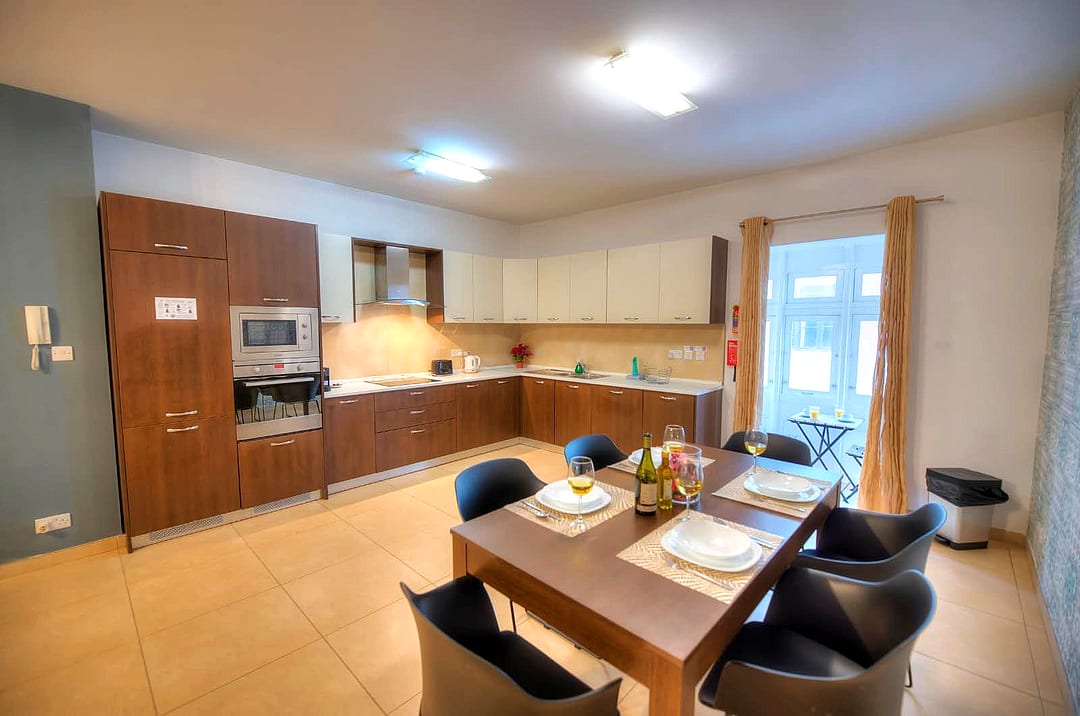 Apartment in Sliema — 2