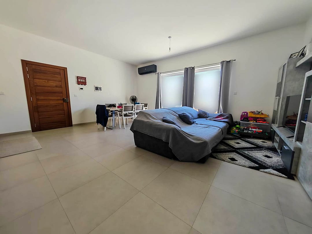 Penthouse in Luqa - 2 baths — 3