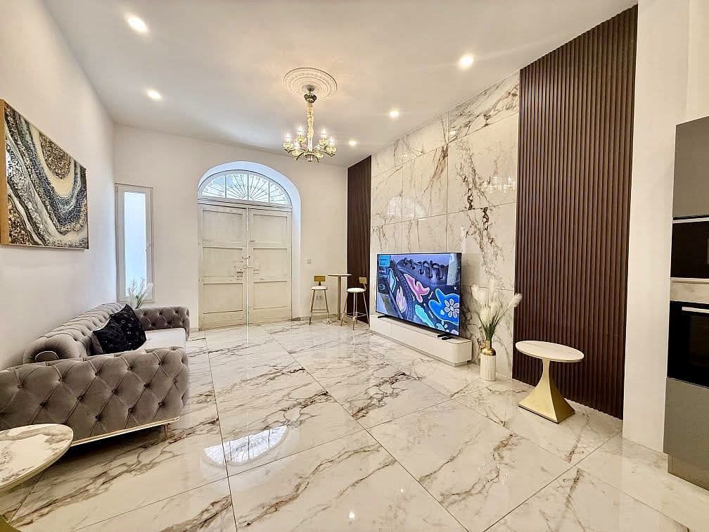 Townhouse in Sliema — 4