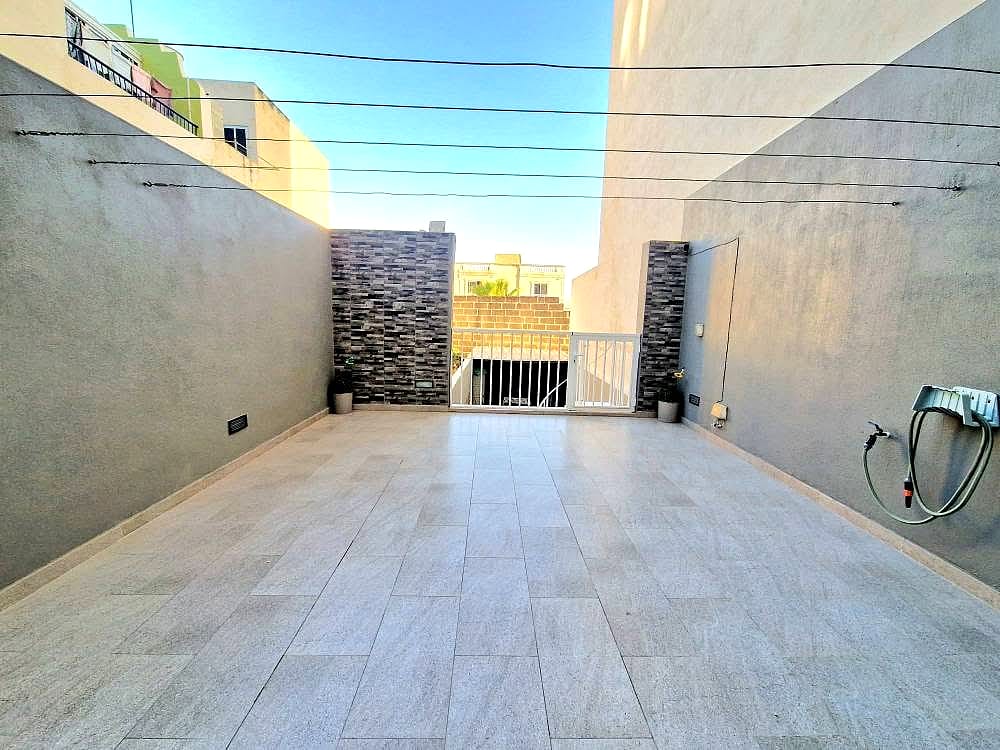 Apartment in Marsaskala - 2 beds, 2 baths — 2