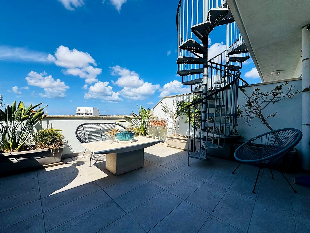 Penthouse in Zebbug — 1