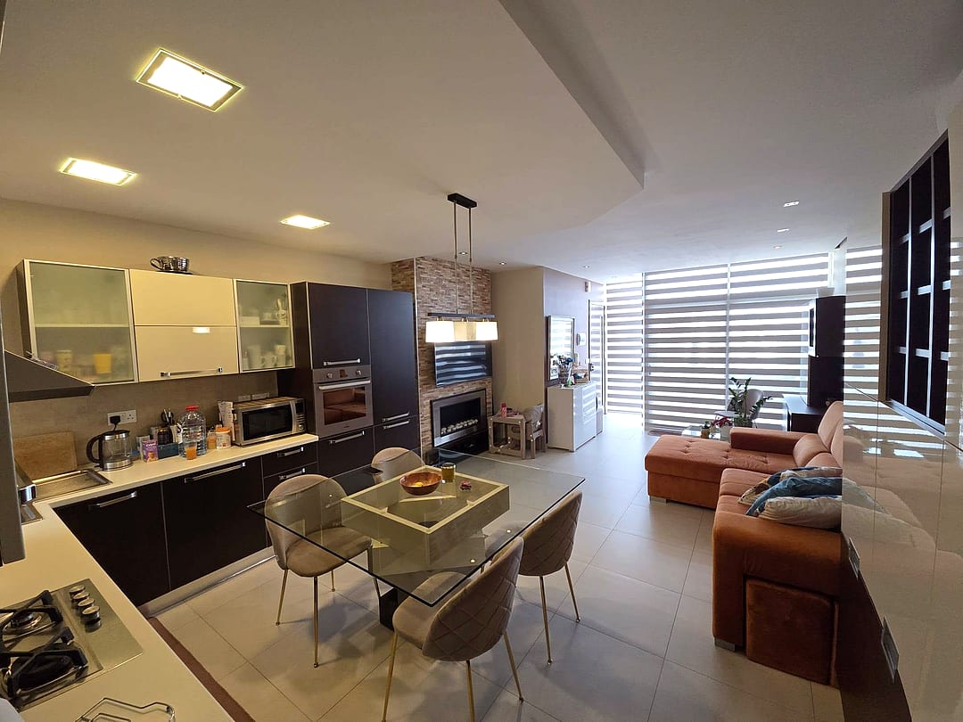 Apartment in Fgura — 2