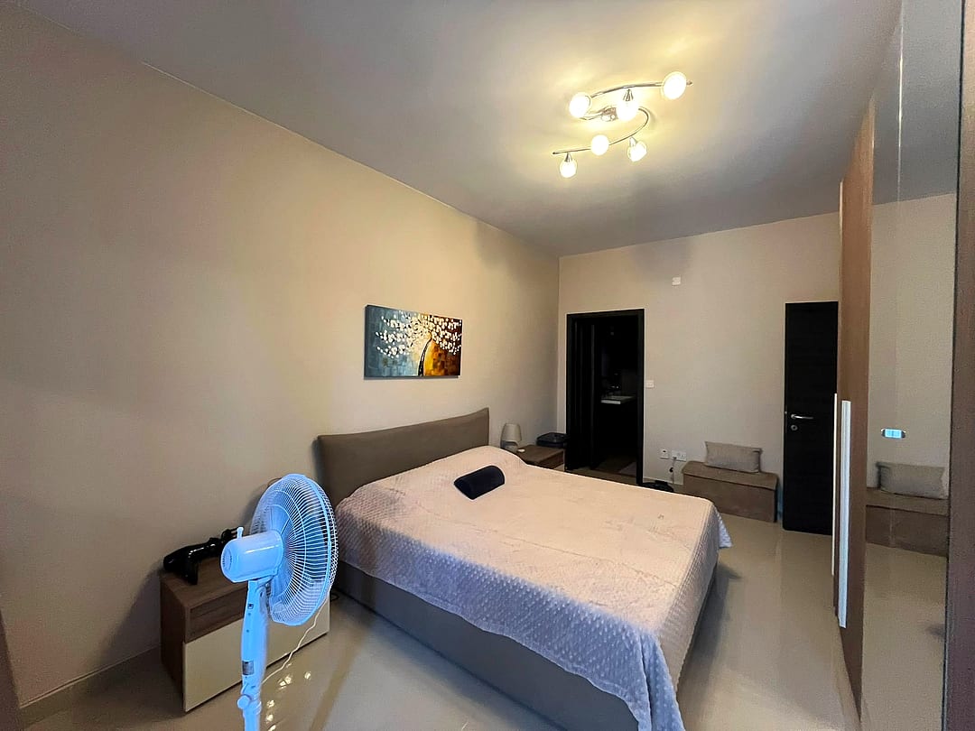 Apartment in Birkirkara - 3 beds, 2 baths — 4