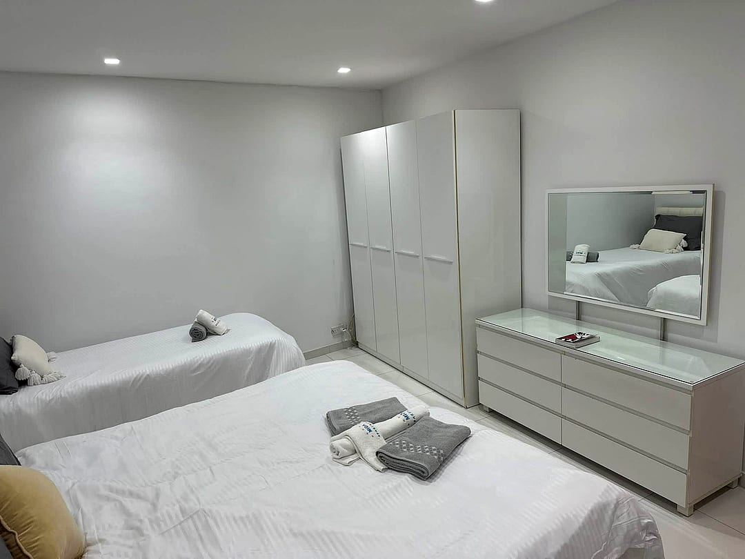 Penthouse in Sliema - 3 beds, 2 baths — 4