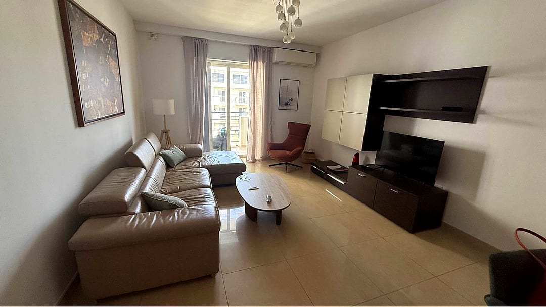 Apartment in Gzira - 3 beds — 2