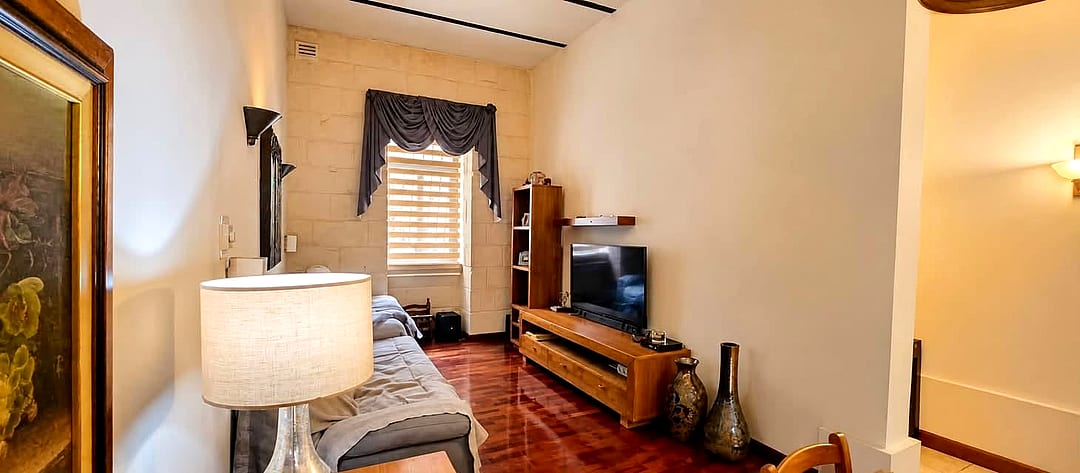 Townhouse in Cospicua - 5 beds, 2 baths — 4