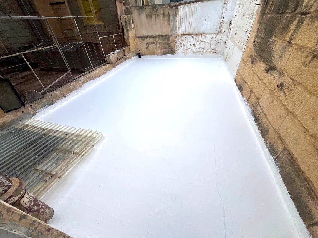 Townhouse in Tarxien - 2 beds — 3