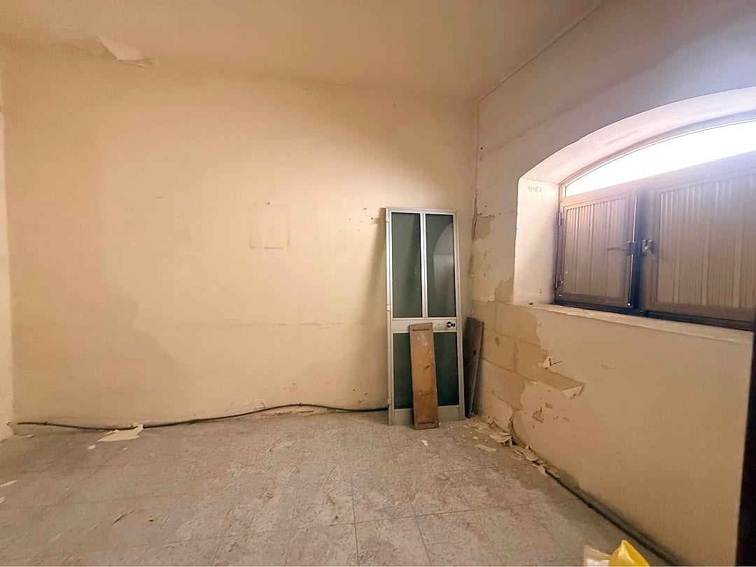 Townhouse in Tarxien - 2 beds, 1 bath — 4