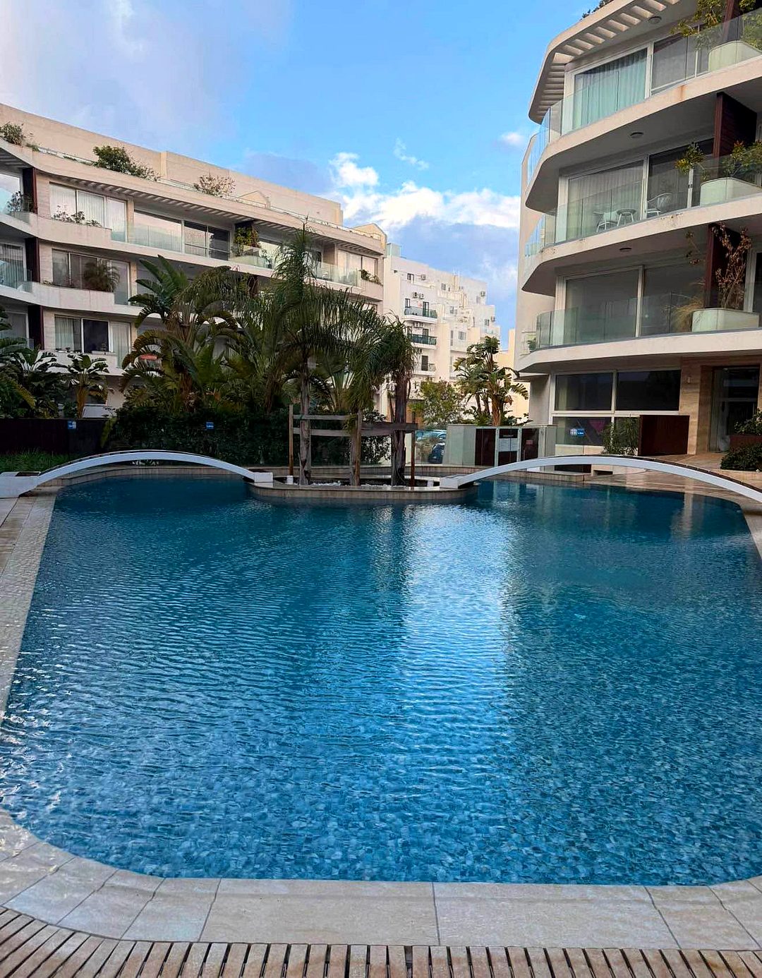 Apartment in Swieqi - 2 beds, 2 baths — 1