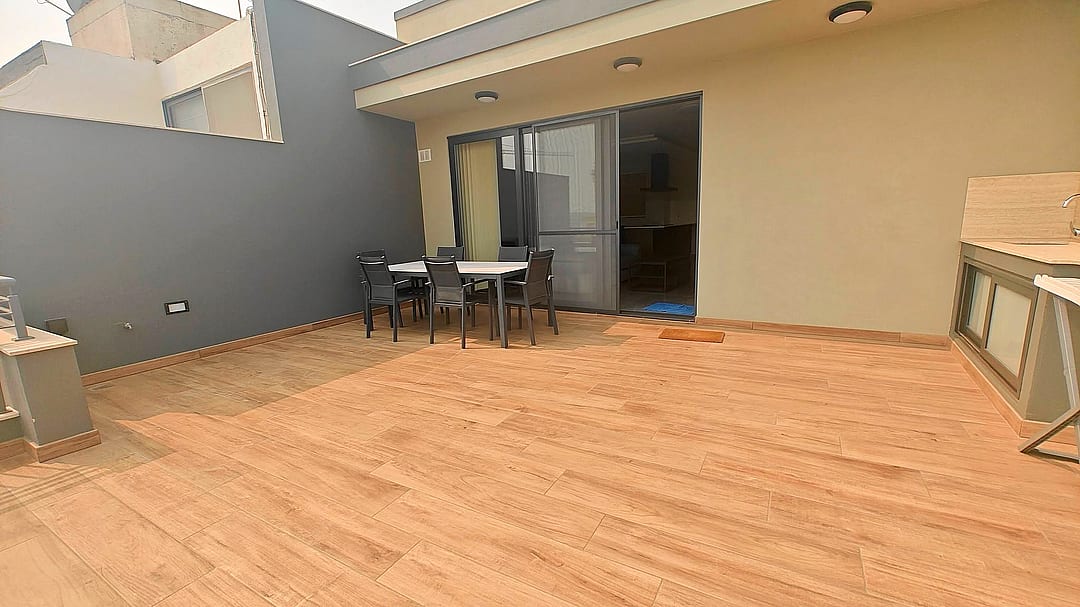 Penthouse in Naxxar - 3 beds, 2 baths — 1