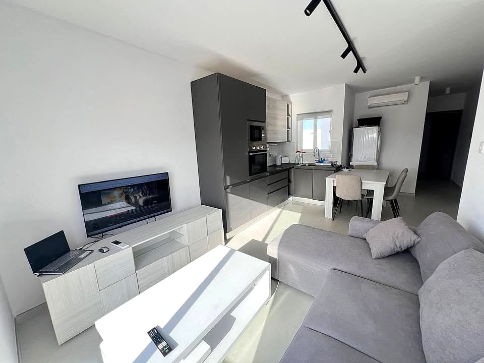Apartment in Msida - 2 beds — 4