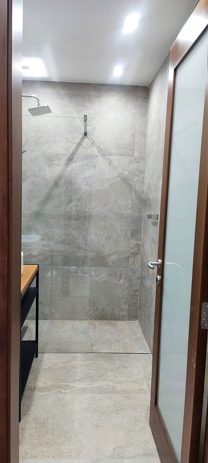 Apartment in St Julian's - 3 beds, 2 baths — 5