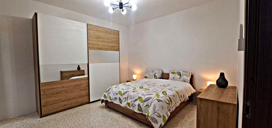 House in St Julian's - 2 baths — 3